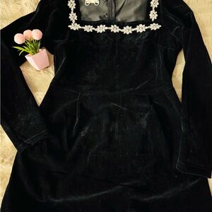 Elegant Black Velvet Dress